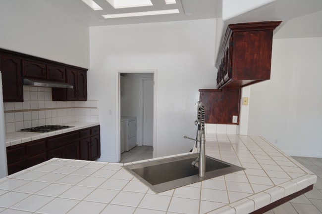 Building Photo - 5107 Snowdrift Ct