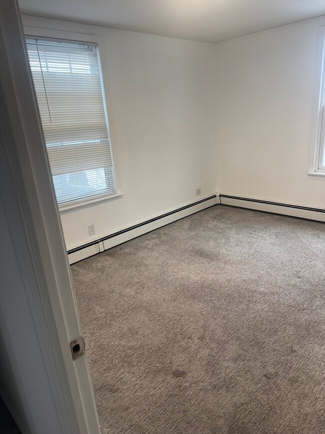 Building Photo - 22 Saint Joseph St