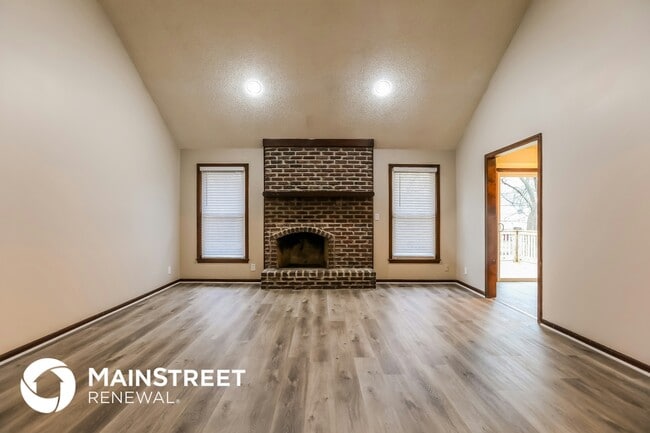 Foto del edificio - 14835 S Locust St