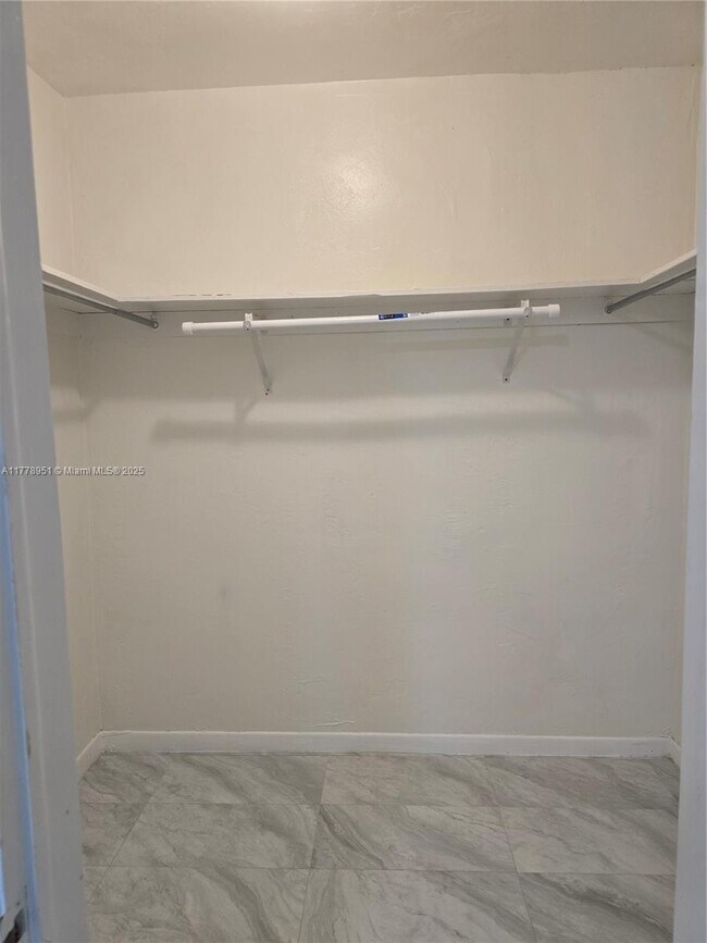 Foto del edificio - 15888 SW 95th Ave