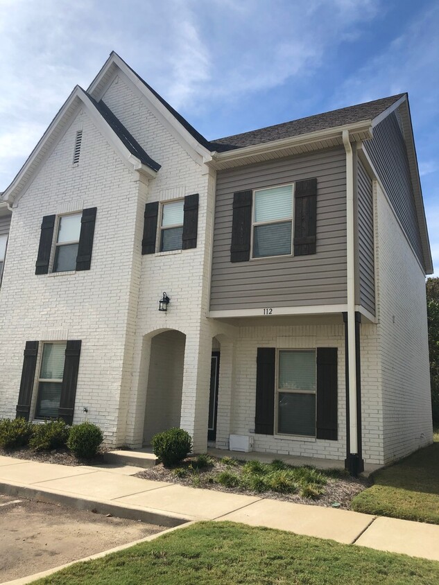 4BR/4.5 Bath For Rent - 4BR/4.5 Bath For Rent