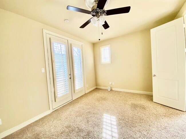 Foto del edificio - 1701 Blodgett St