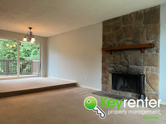 Building Photo - Stunning North End Single-Family Home with...