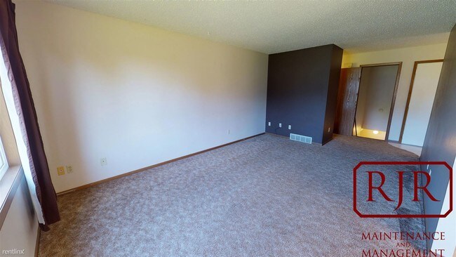 Building Photo - 4 br, 2 bath House - 3606 W Regent Dr