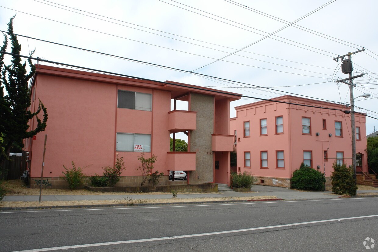 Building Photo - 2226-2232 Channing Way