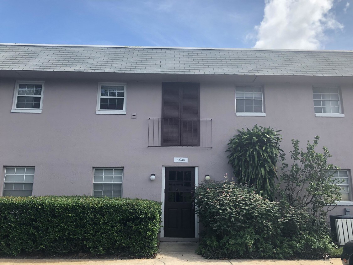 525 Conway Rd, Orlando, FL 32807 Townhome Rentals in Orlando FL