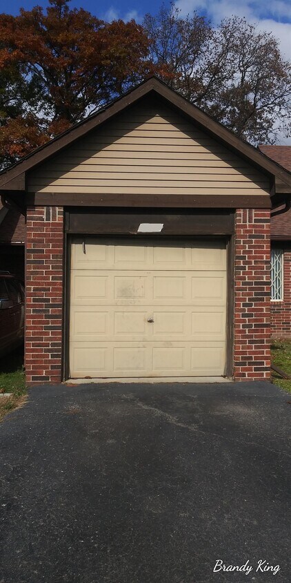 Primary Photo - 3524 Heritage Pkwy