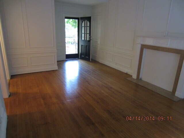 Foto del edificio - 7289 Franklin Ave