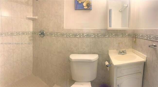 Foto del edificio - 1031 SW 73rd Ct