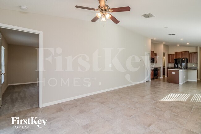 Foto del edificio - 5048 Brickwood Rise Dr