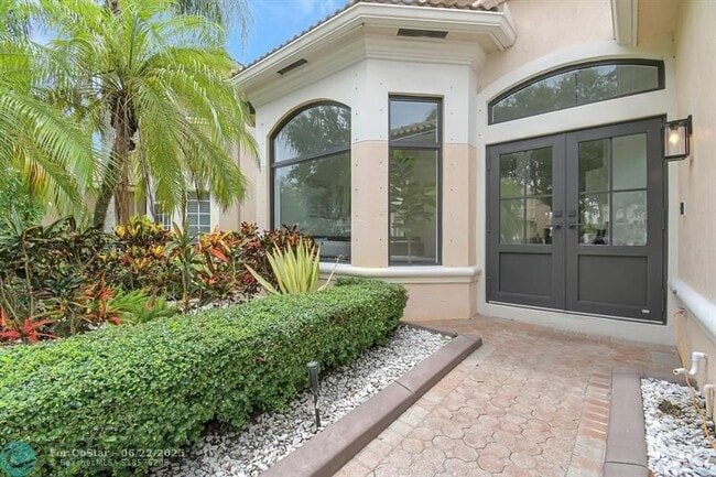 Building Photo - 6041 SW 195th Ave