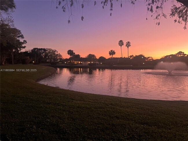 Foto del edificio - 6198 Brandon St