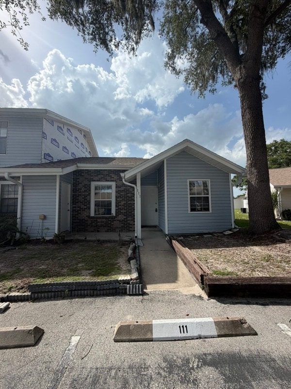 Building Photo - 111 Hidden Arbor Ct