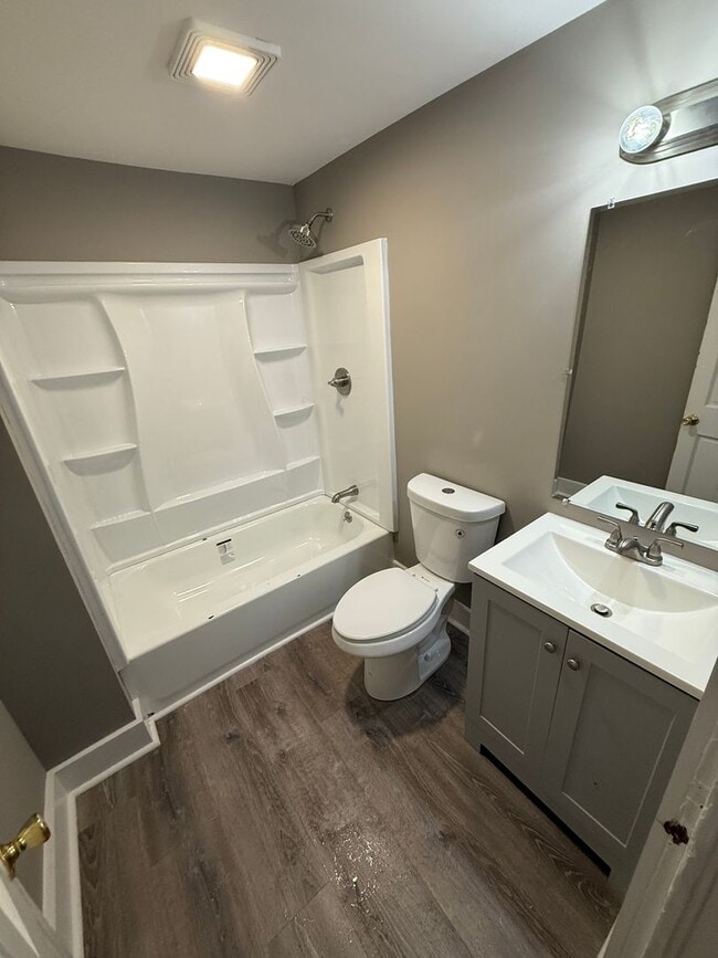 Building Photo - 2 Bedrooms, 1 Bathroom - Home in West Rome!