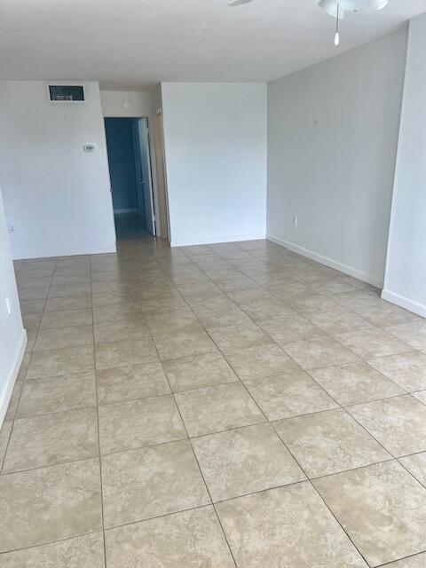 Foto del edificio - 108 Paradise Harbour Blvd