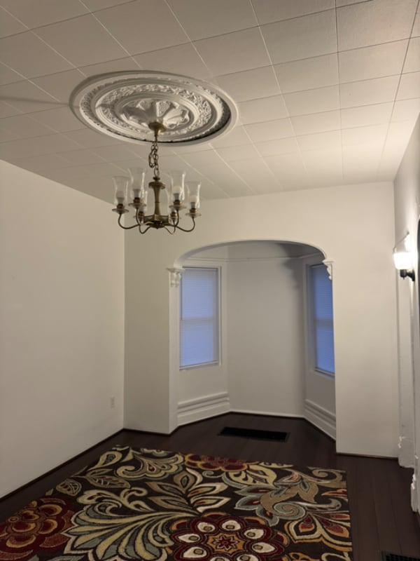 Foto del edificio - 252 W 3rd St