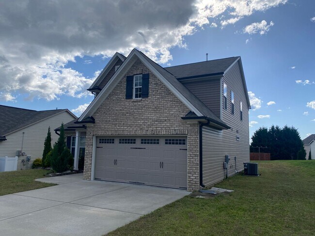 Foto del edificio - 4569 Rivergate Drive