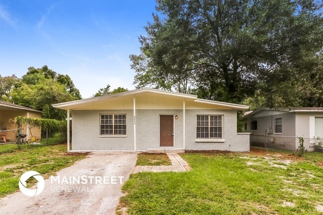 Building Photo - 6806 Lyman Ave