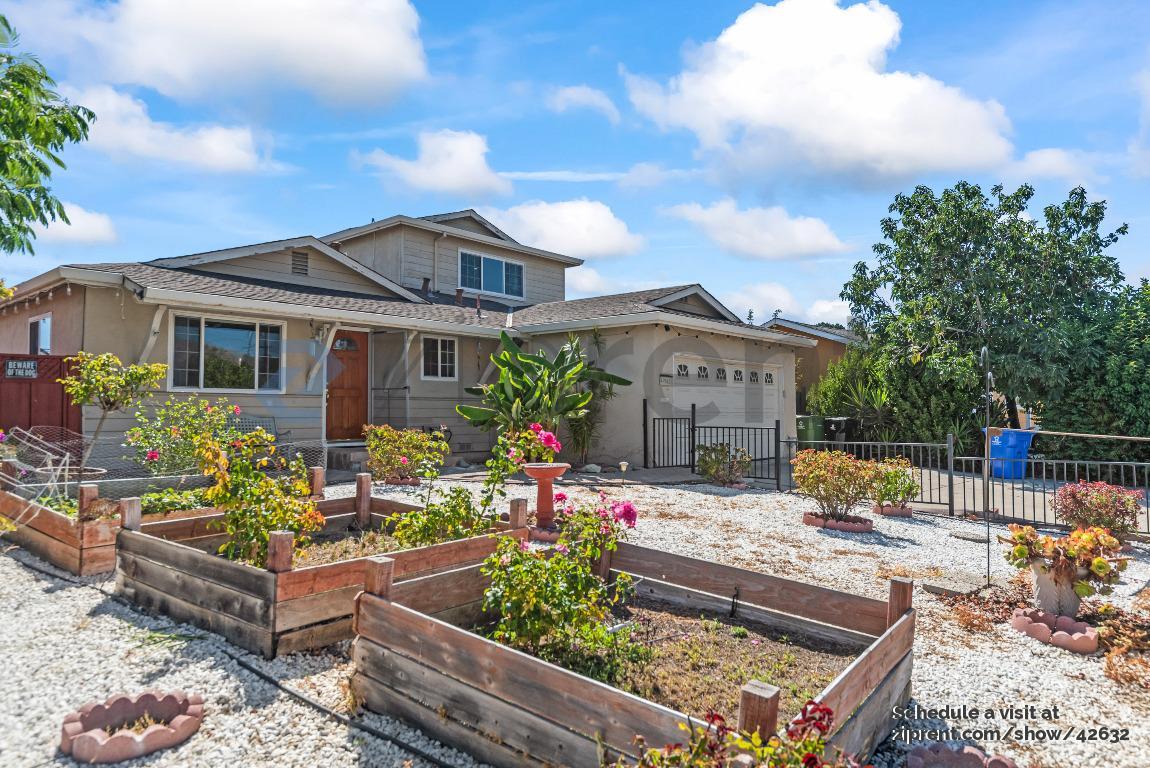 Foto principal - 47641 Fortner St