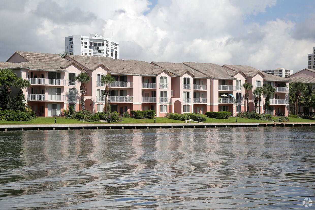 Ocean Reef at Seawalk Pointe Apartments Alquileres en Hallandale