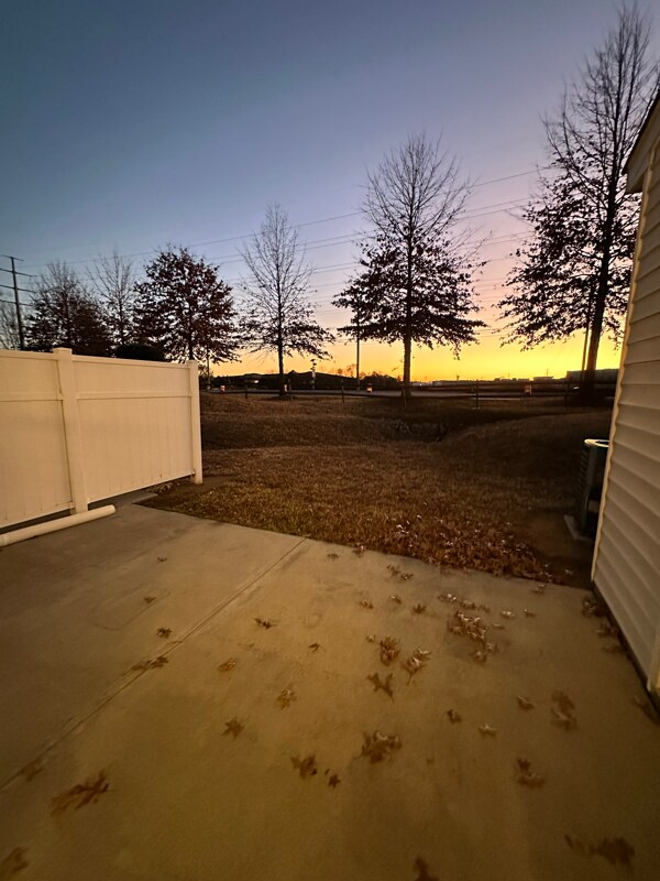 Foto del edificio - 3710 Aldeburgh Rd SW