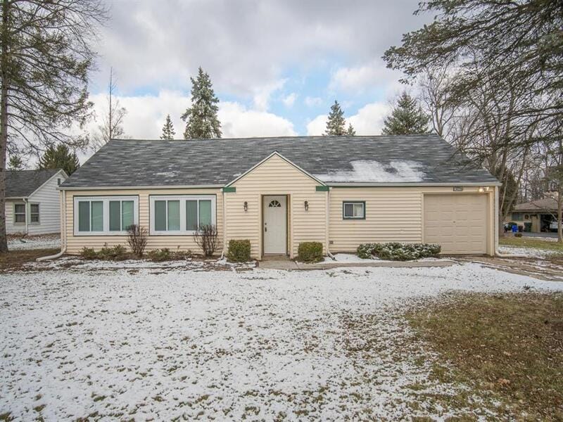14220 W Ranch Rd, Brookfield, WI 53005 House Rental in Brookfield, WI