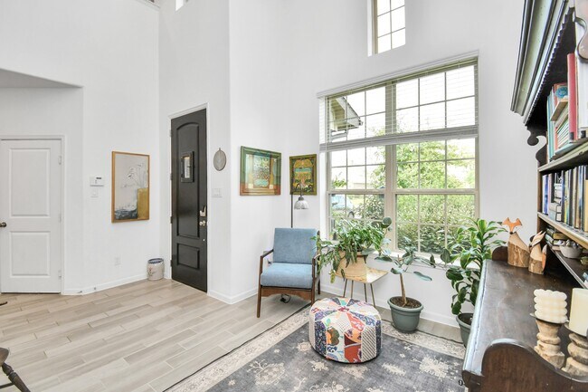 Foto del edificio - 2211 Ginger Trail Ln