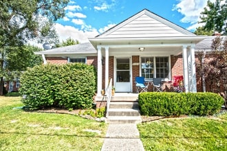 Building Photo - 5163 Caroline Ave