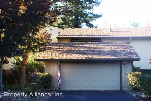 Primary Photo - 1841 Countrywood Ct
