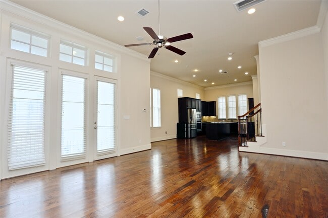 Building Photo - 3226 McKinney St