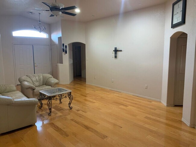 Foto del edificio - YUMA EAST ESTATES