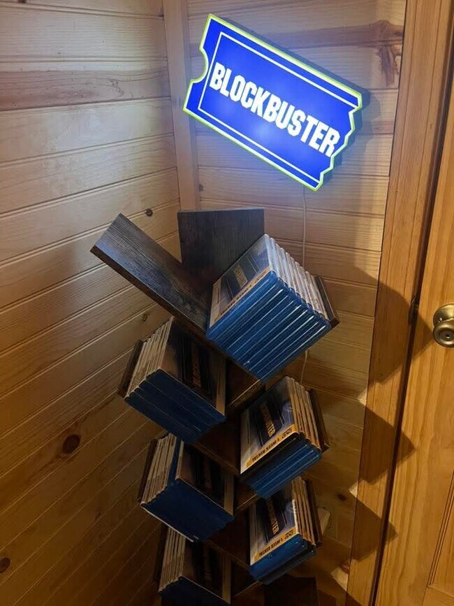 Photo - 274 Henson Rd House