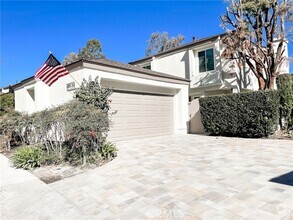 Building Photo - 29132 Pompano Way