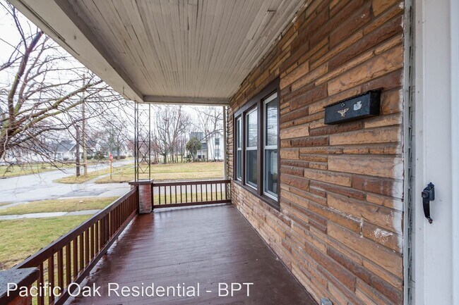 Building Photo - 5 br, 1 bath House - 844 W 22nd St