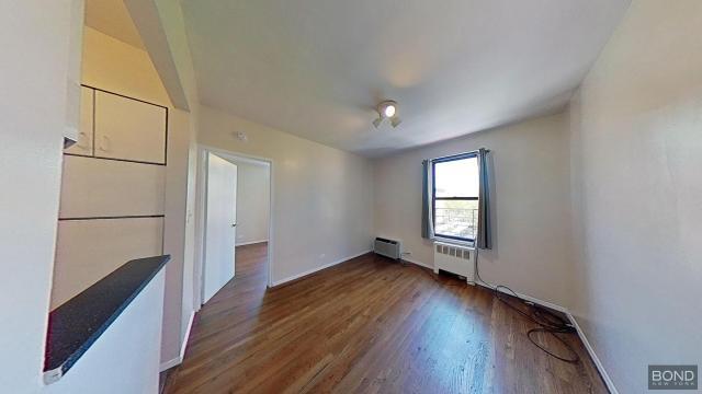 Building Photo - 1 bedroom in Manhattan NY 10013