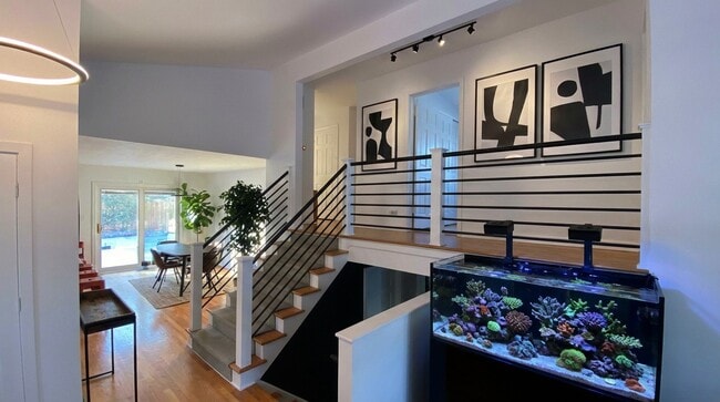 Foto del edificio - 7258 N Crawford Ave