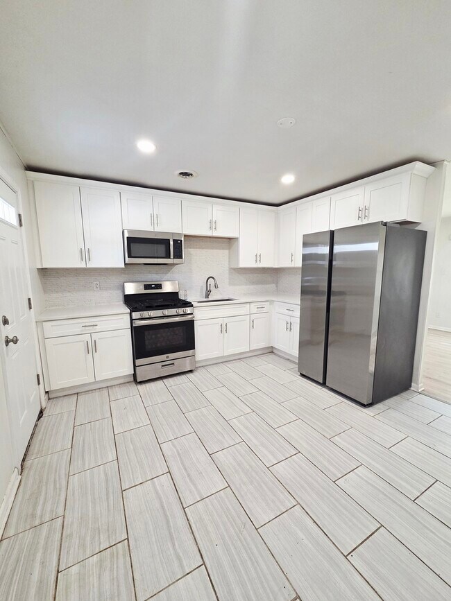 Foto del edificio - 2069 217th St