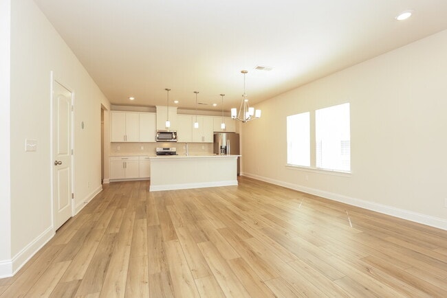 Foto del edificio - 7402 Blue Gable Rd