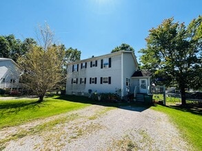 Building Photo - 245 Wakeman Ct NE