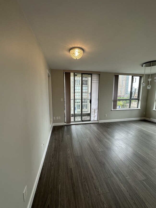Photo du bâtiment - 1225 Richards St