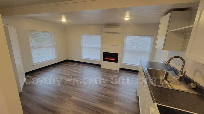 Foto del edificio - 3947 E Calvary Rd