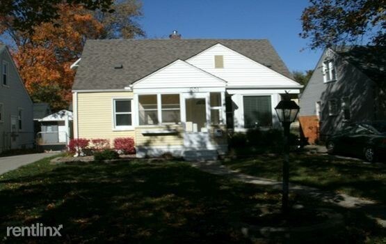 Building Photo - 3 br, 1 bath House - 201 E Webster Rd