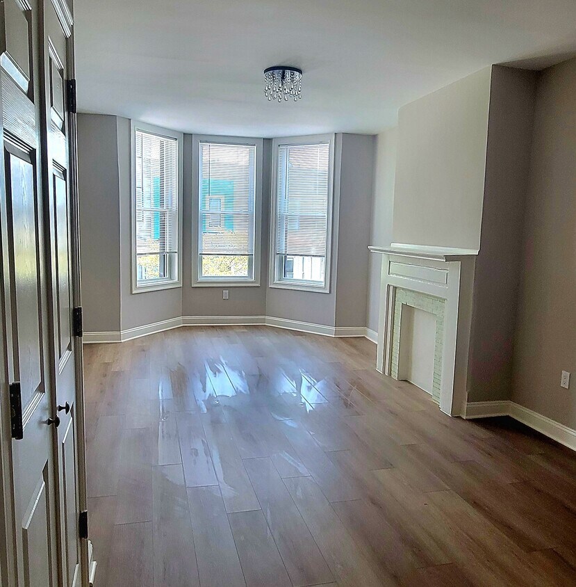 Foto principal - 723 Humboldt St