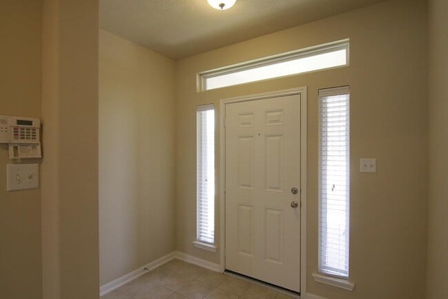 Building Photo - 7455 Tonsley Springs Dr