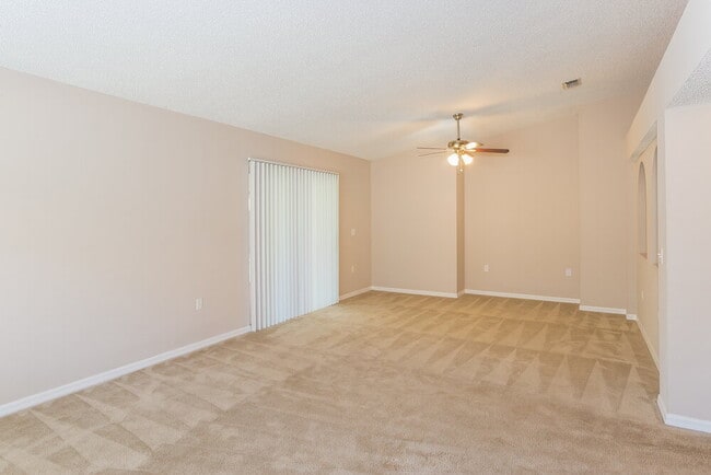 Building Photo - 141 Sterling Hill Dr