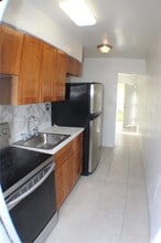 Building Photo - 915 NW 5th St