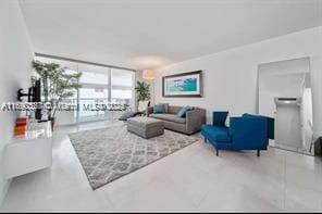 Primary Photo - 1200 West Ave