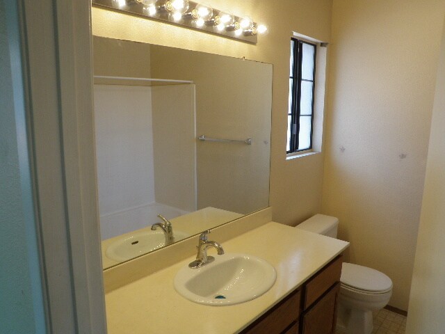Building Photo - 3634 Mission Mesa Way
