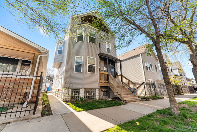 Building Photo - 3126 N Lawndale Ave