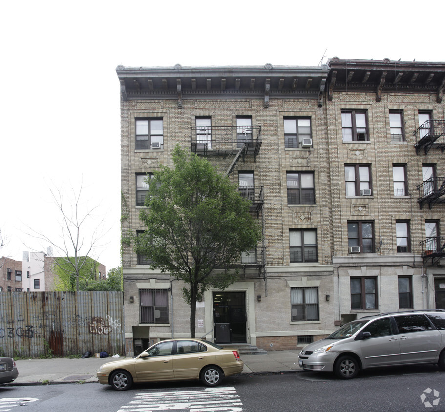 Building Photo - Rochester Avenue Apts